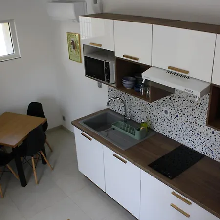 La Boutique Des Roches *